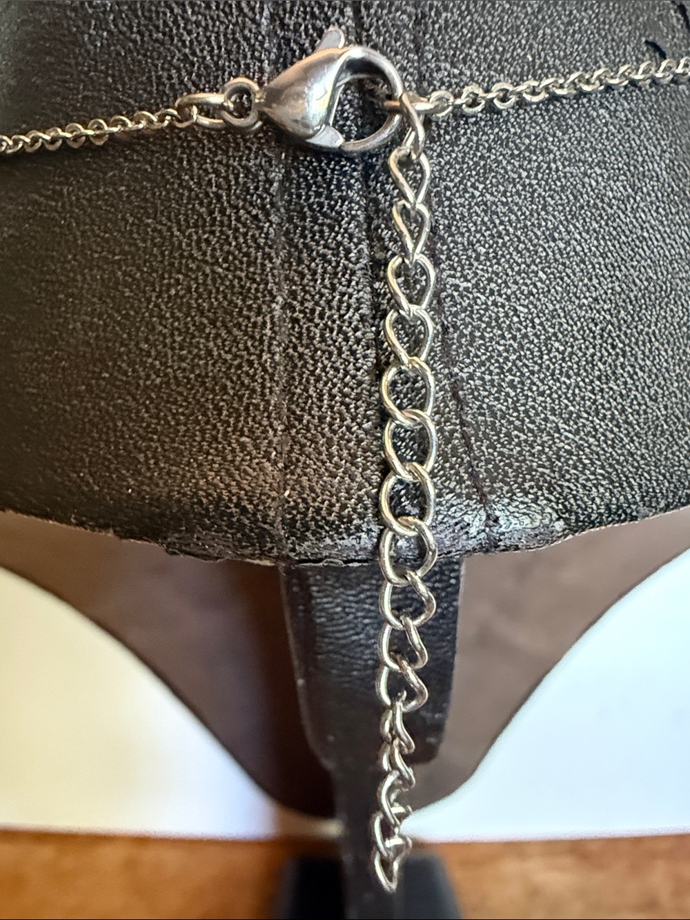 Silver 'Anna' Script Name Necklace - Silver - Picture 5 of 7